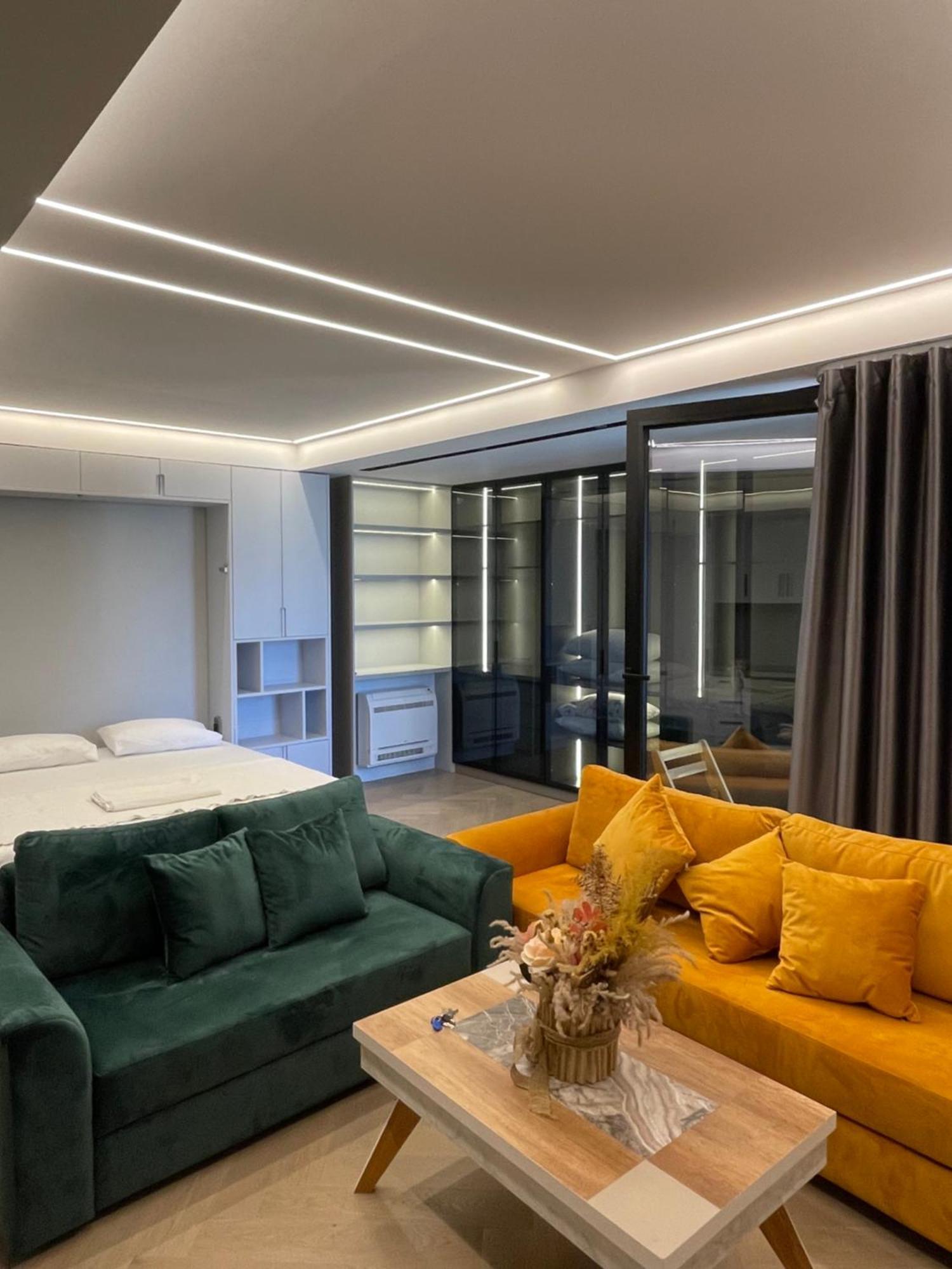 Luxury One Bedroom Apartment Tiranë Luaran gambar